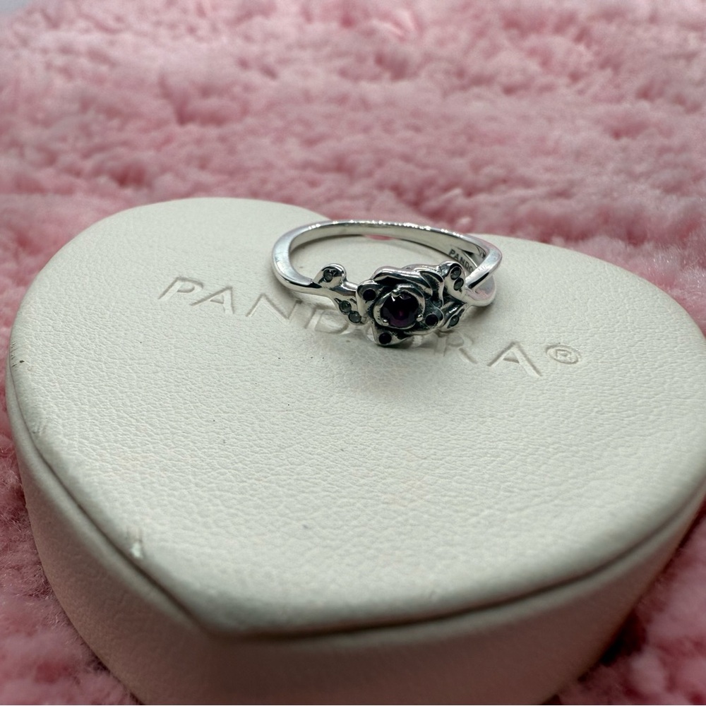 Beauty and the Beast Rose Pandora Ring - Picture 5 of 9